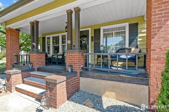 Building Photo - 23 Reed Street