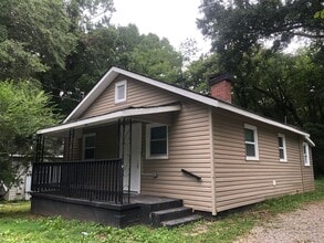 Building Photo - 617 W Granite Ave
