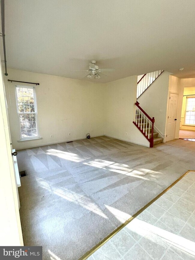 Foto del edificio - 9028 Dahlgren Rd
