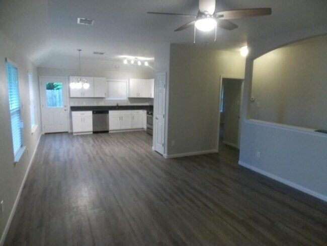 Building Photo - 13207 Ambrosa Dr