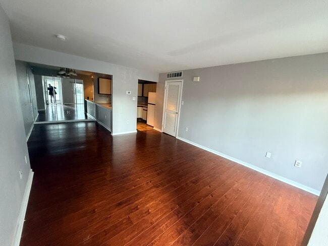 Foto del edificio - 310 Heather Croft