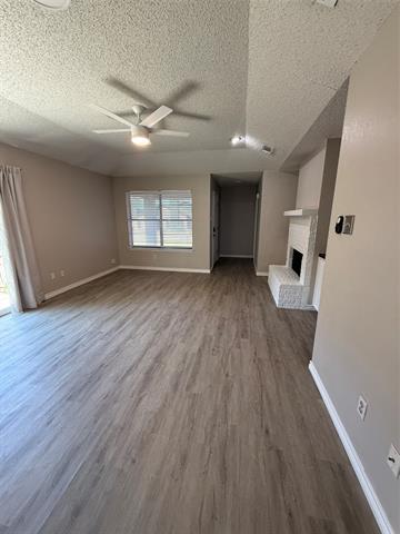 Foto del edificio - 9672 Windy Rdg Rd