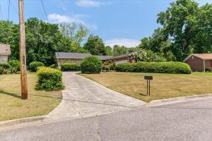 Building Photo - 3071 Westwood Rd