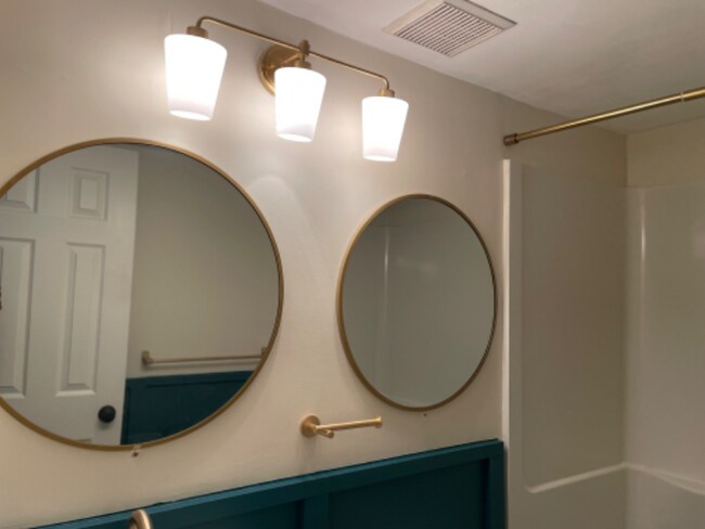 Building Photo - 9866 Hellingly Pl