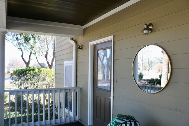 Building Photo - I Bedroom Studio Townhome in North Augusta!