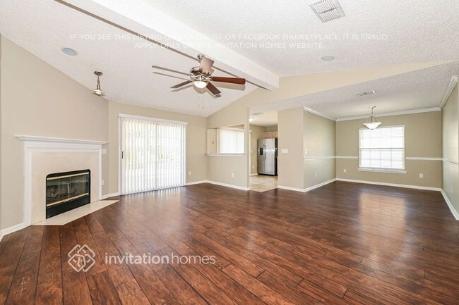 Building Photo - 13757 Sea Mist Dr