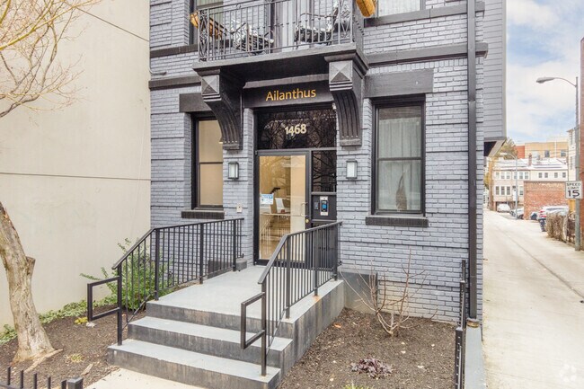 Entrance - 1468 Harvard St NW