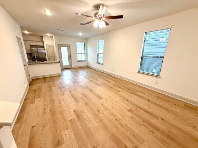 Building Photo - 7560 Briarwood Pass