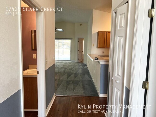 Building Photo - 17429 Silver Creek Ct