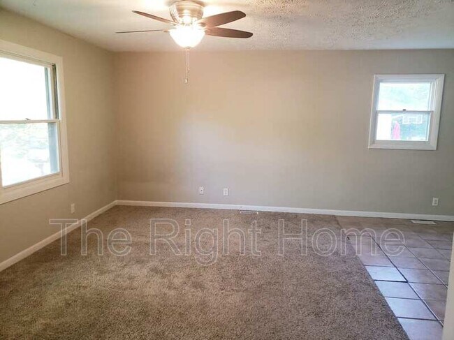 Foto del edificio - 1207 Bryan Ave