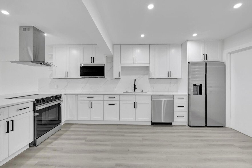 Photo - 3050 N Palm Aire Drive Unit 704