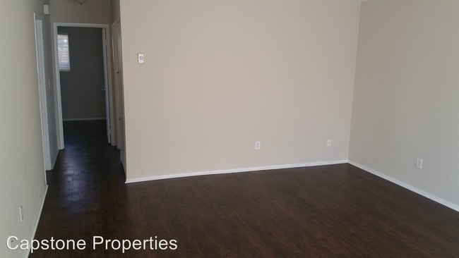 Building Photo - 1386 N Cuyamaca St