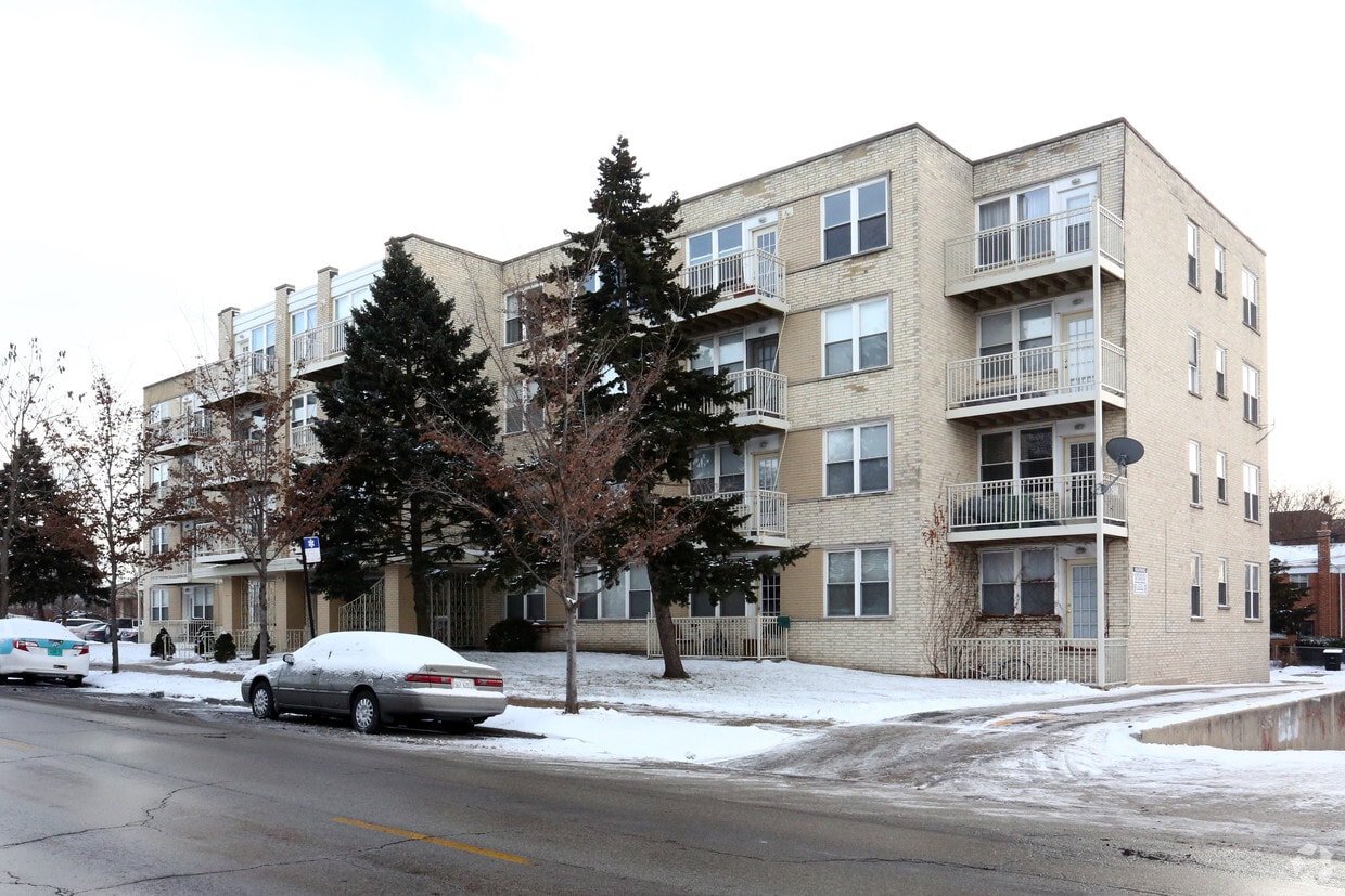 Building Photo - 2501 W Touhy Ave