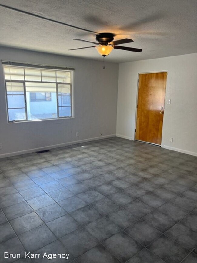 2 br, 1 bath House 4512 Zuni Rd. SE House Rental in Albuquerque, NM