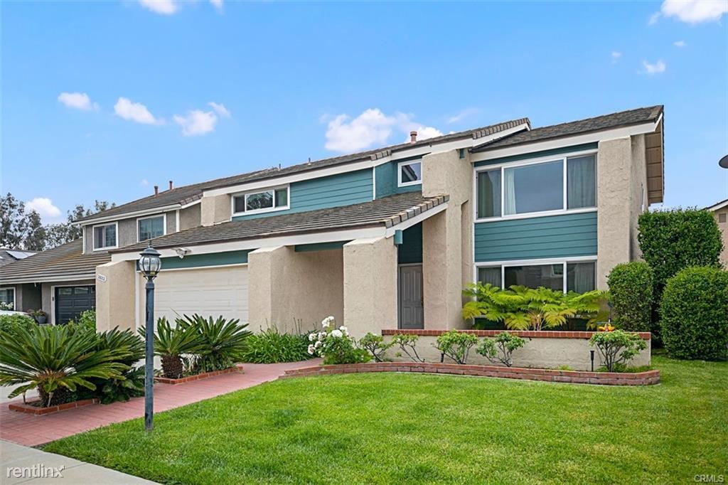 Primary Photo - 4 br, 2.5 bath House - 28002 Paseo Alba
