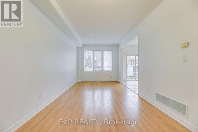 Building Photo - 1015-1015 Galesway Blvd