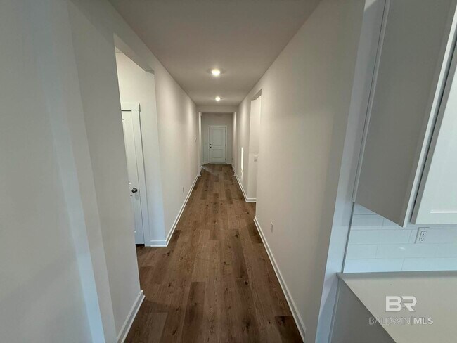 Foto del edificio - 19293 Maple Crest Loop