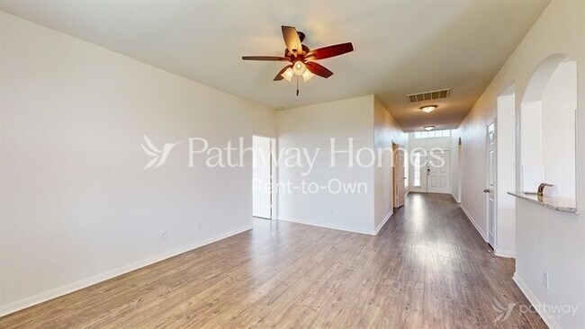 Building Photo - 3317 Spruce St