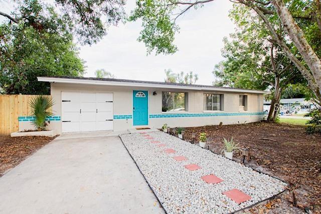 Foto principal - 4615 Lords Ave