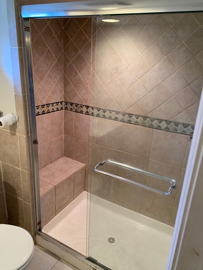 54 Andrew Ave Unit 54, Islip Terrace, NY 11752 Apartments in Islip