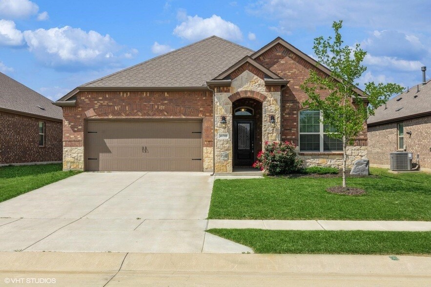 Photo - 10709 Klondike Ln