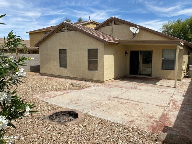 Building Photo - 1847 W Desert Seasons Dr