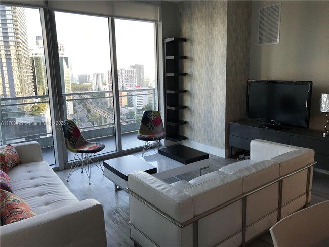Foto del edificio - 92 SW 3rd St