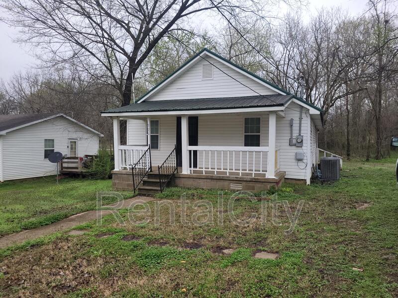326 Jones St, Newbern, TN 38059 House Rental in Newbern, TN