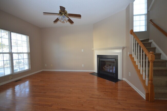 Foto del edificio - 111 Caley Rd