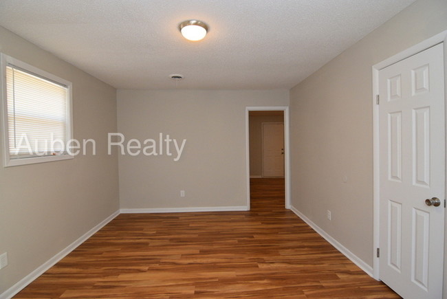 Foto del edificio - All-Electric 4 Bedroom House - Section 8 OK