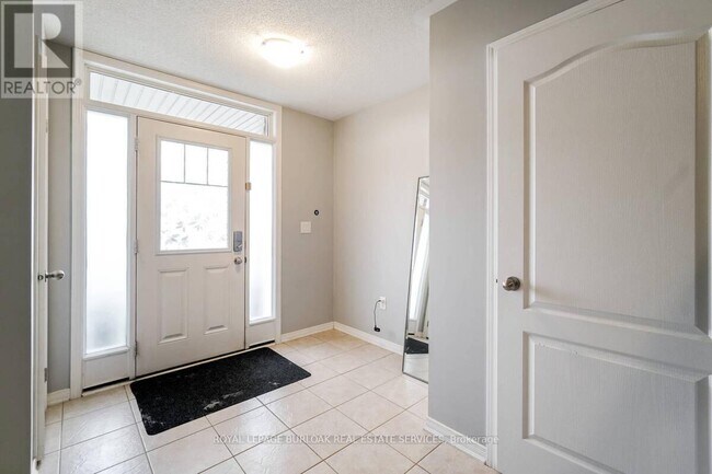 Building Photo - 24 Larson Peak Rd