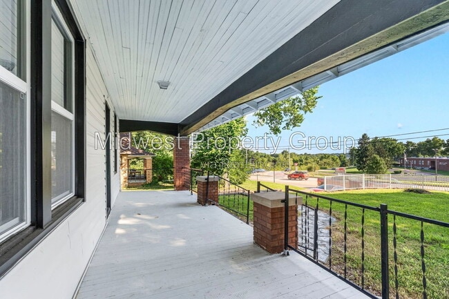 Photo - 11560 Old Halls Ferry Road House