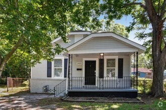 Building Photo - 1405 E 32nd St