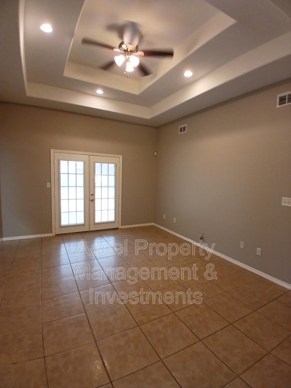 Foto del edificio - 3216 Ginger Ave