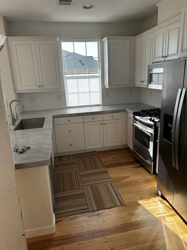 Foto del edificio - Ventura | 2 Bed + 2 Bath | Holiday Condo