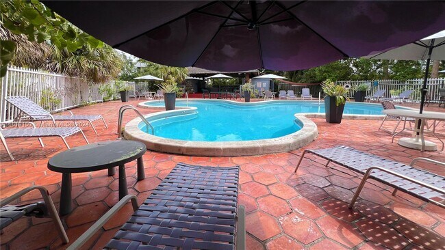 Foto del edificio - 8311 SW 157th Ave