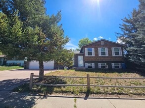 Building Photo - 3801 E Mallard Ln
