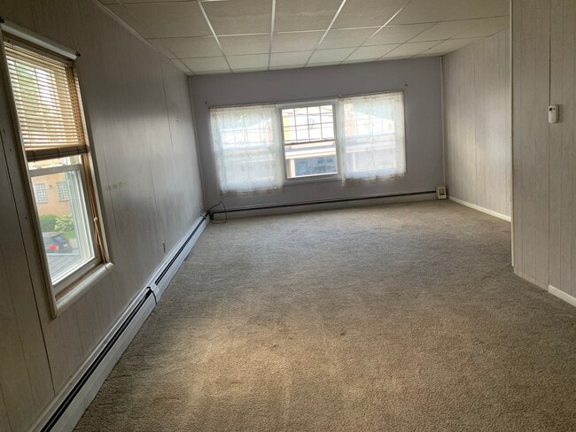 Foto del edificio - 814 Green Ridge St