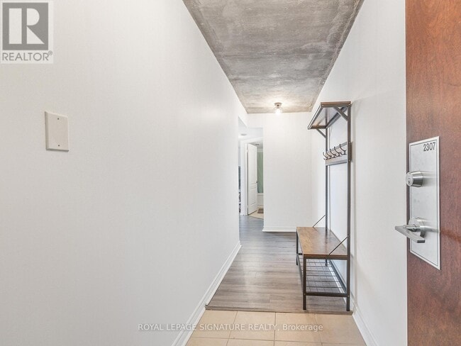 Photo du bâtiment - 17 Barberry Pl