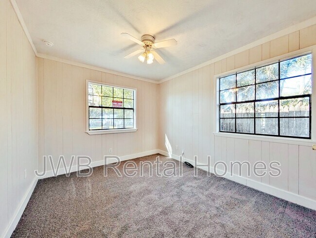 Foto del edificio - 3045 Belair Rd S