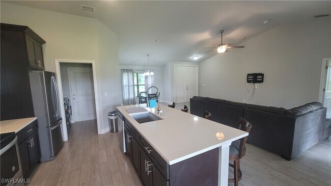Building Photo - 1509 NW 37th Ave