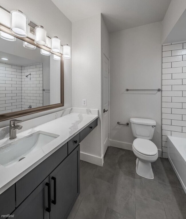 Foto del edificio - 1 br, 1 bath Condo - 2502 NE Inner Loop