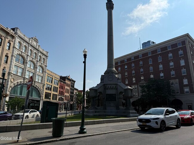 Foto del edificio - 5 Broadway