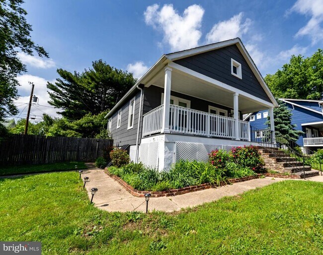 Building Photo - 4604 Simms Ave