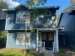 Building Photo - 3047 Oak Park Way