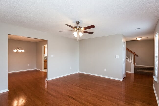 Foto del edificio - 8806 Samara Ct