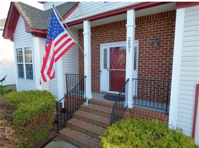 Building Photo - 2601 Springhaven Dr