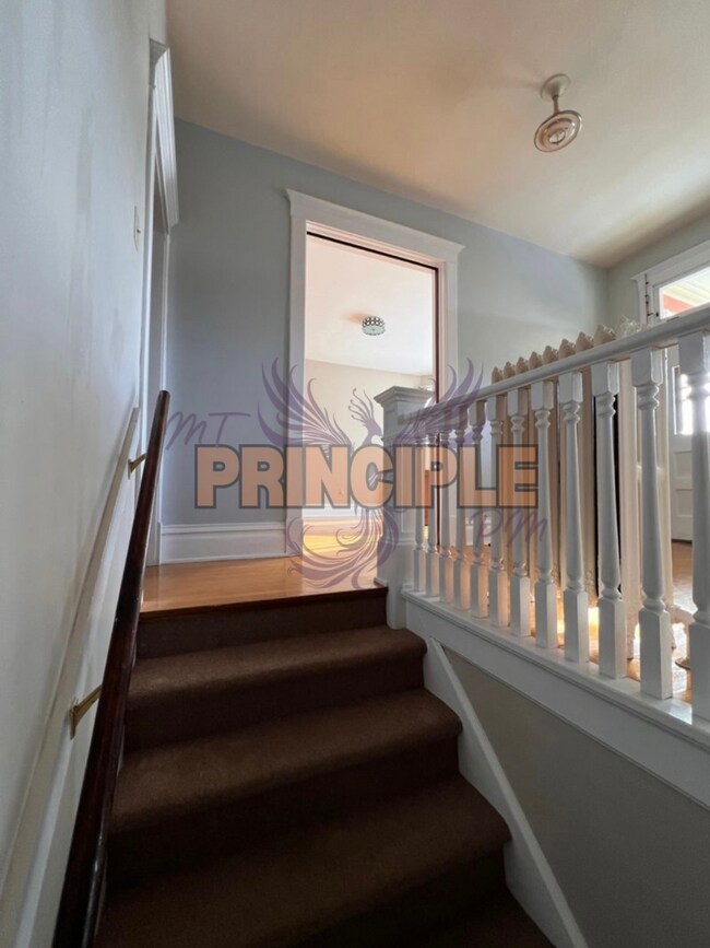 Foto del edificio - 805-807 W Galena St