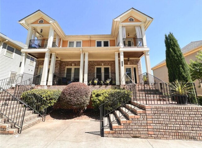 Foto del edificio - 634 Irwin St NE
