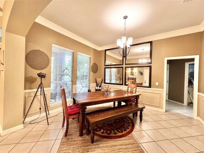 Building Photo - 10001 Barbrook Dr